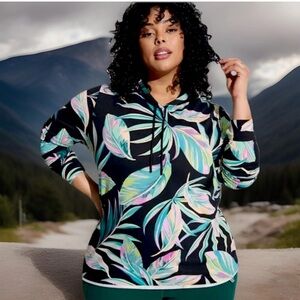 Torrid Active Sweatshirt L Black Tropical Floral Pullover Fleece Hoodie Shirt 0